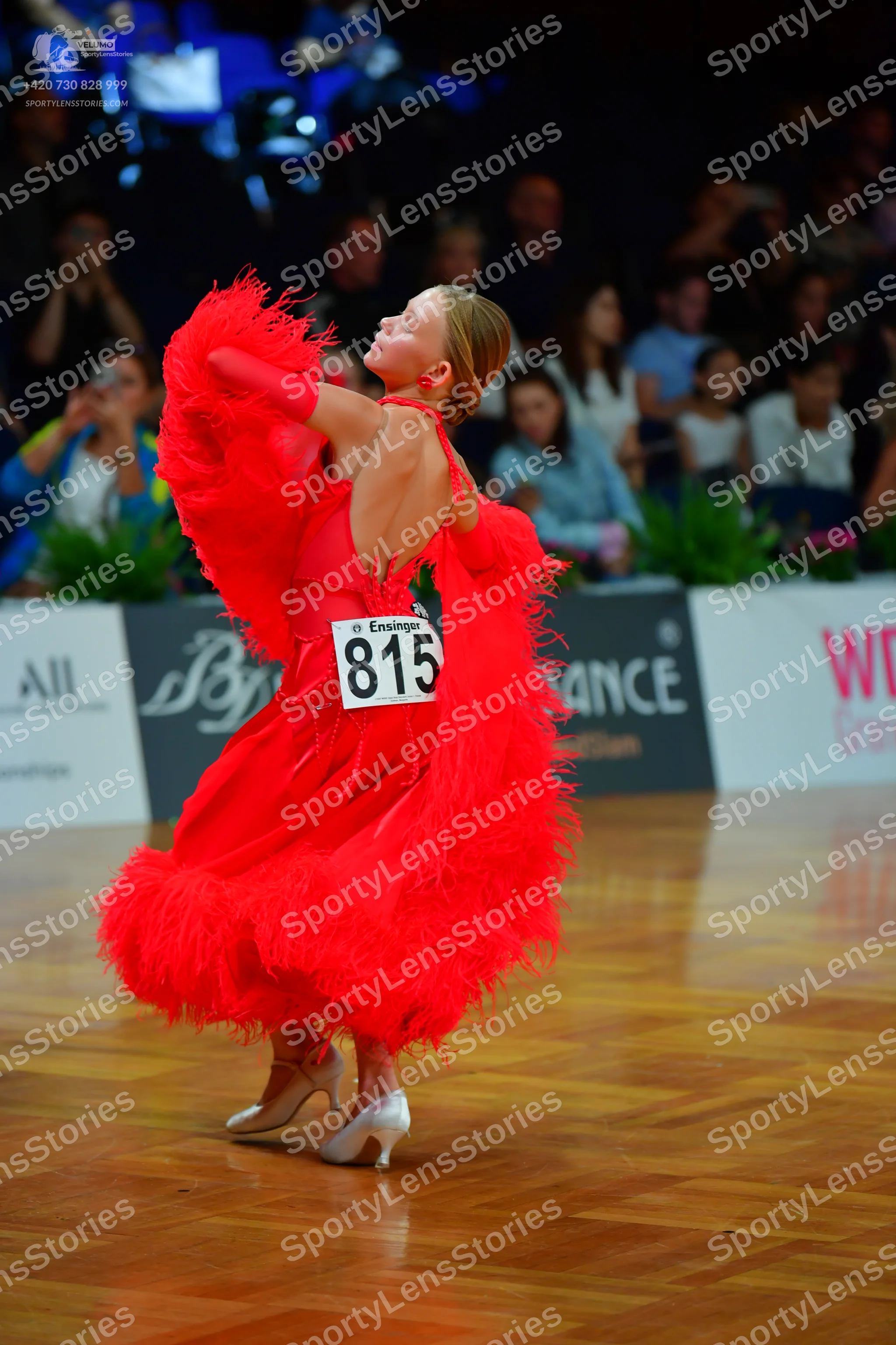 Dancesport competitor #815: Female dancer: red latin dress with fringe