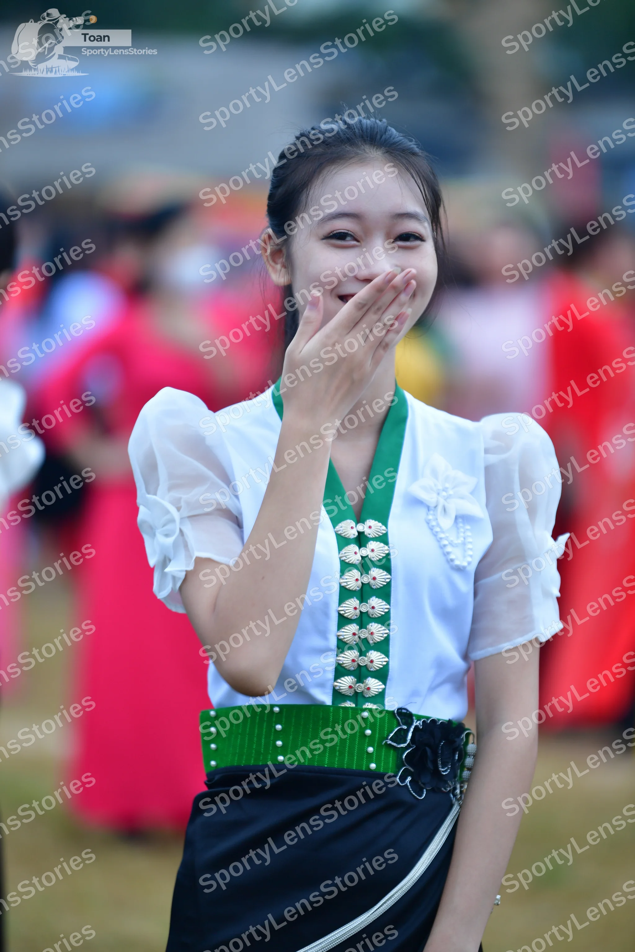 ToanSLS_1060.jpg