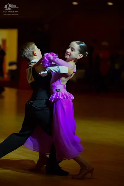 Dancesport competitor #40: Male dancer: black waistcoat and trousers
