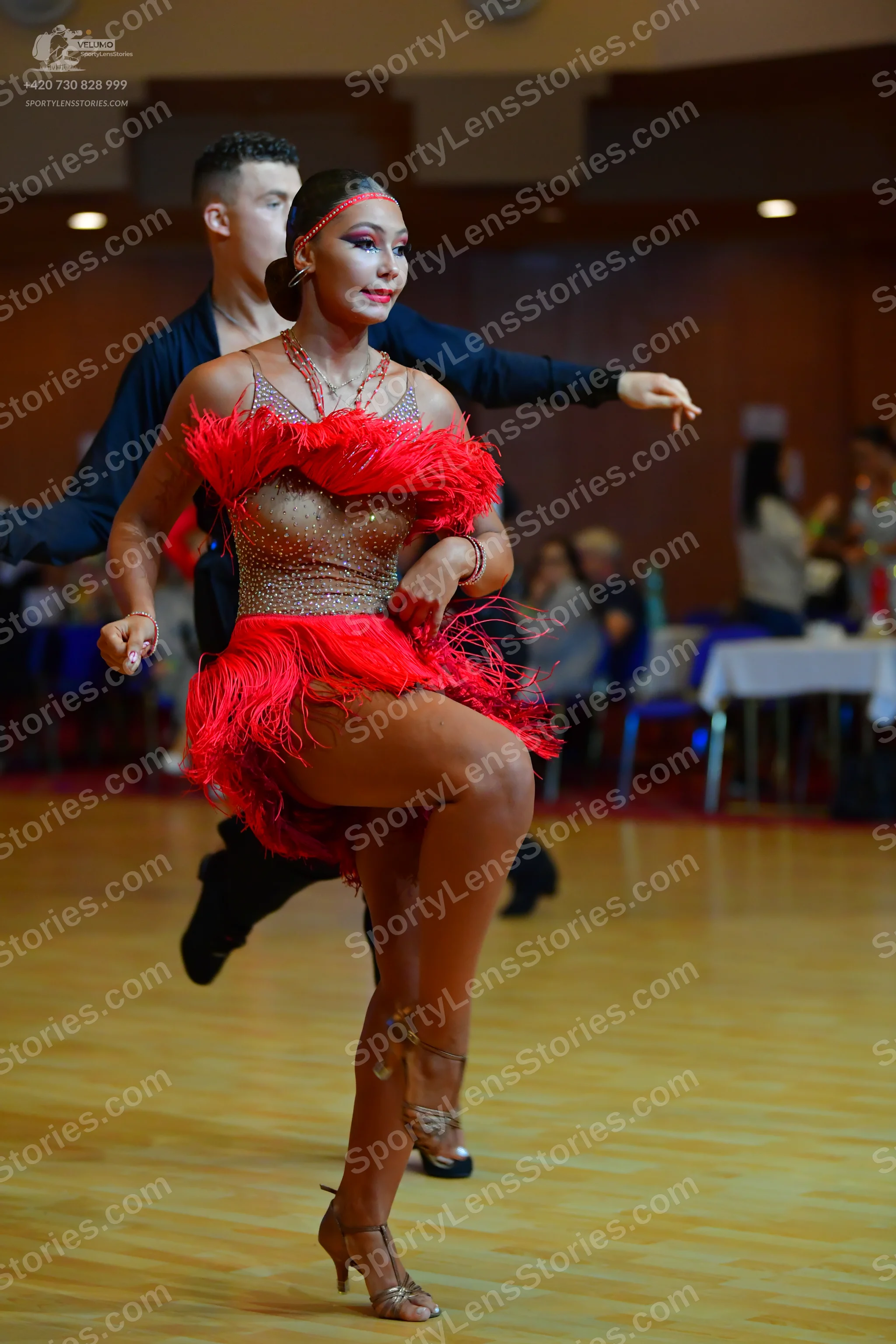Dancesport competitor: Male dancer: black long-sleeved shirt