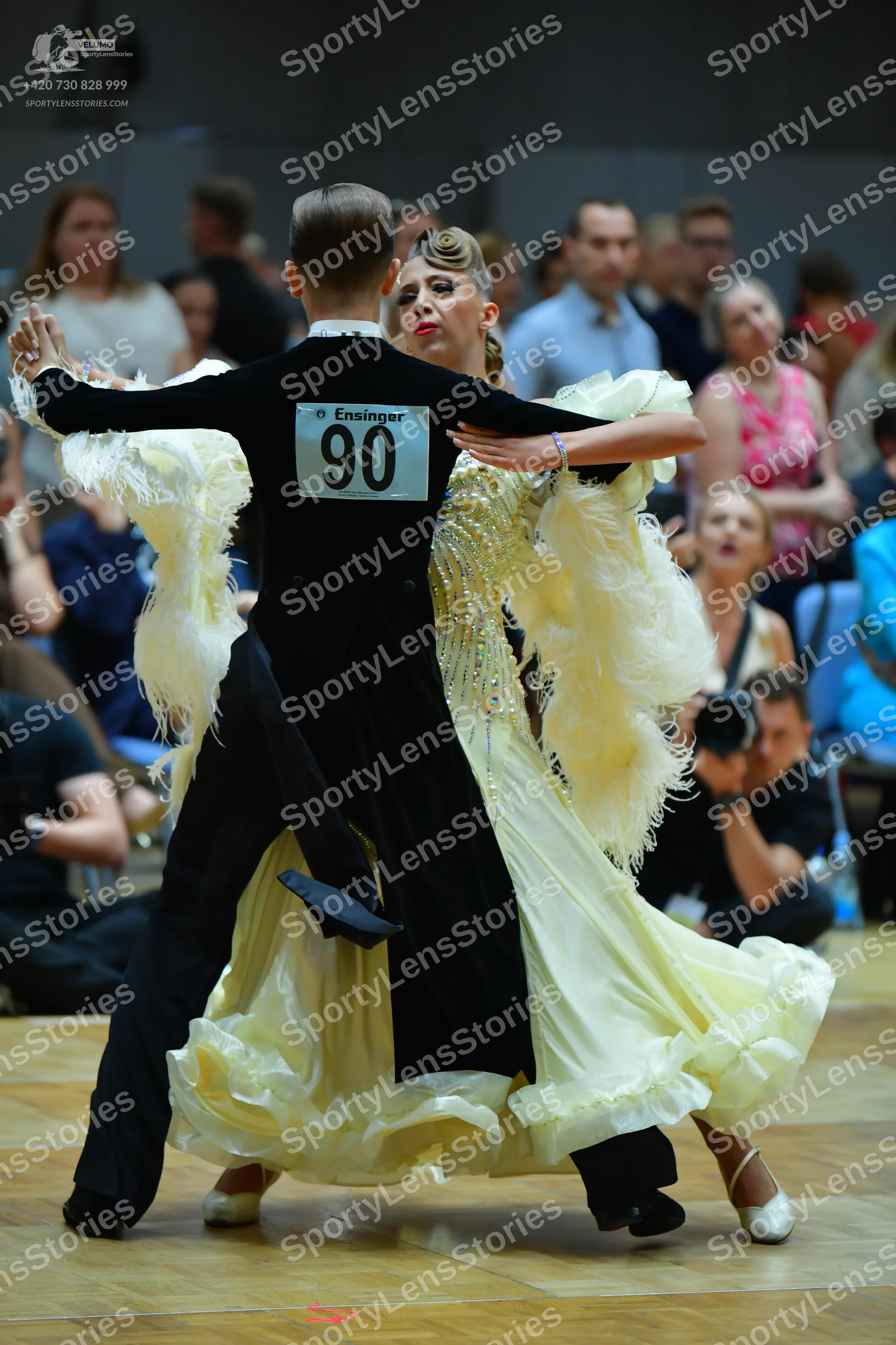 Dancesport competitor #90: Male dancer: black long-sleeved shirt and black trousers