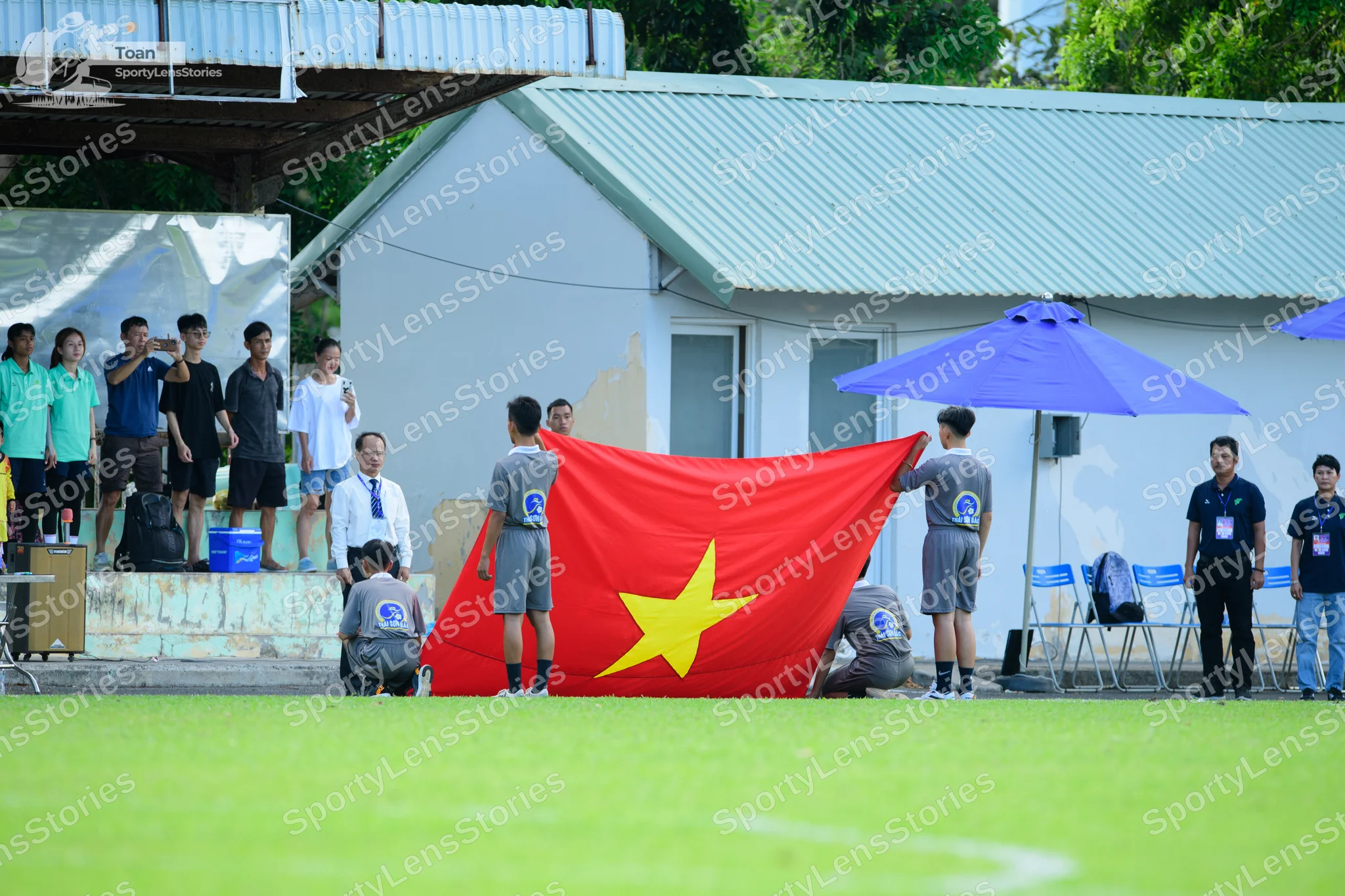 ToanESC_1281.jpg