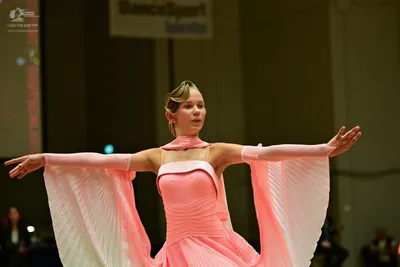 Dancesport competitor: ** Pink/Rose
*   **Color:** Light pink/rose, with white trim