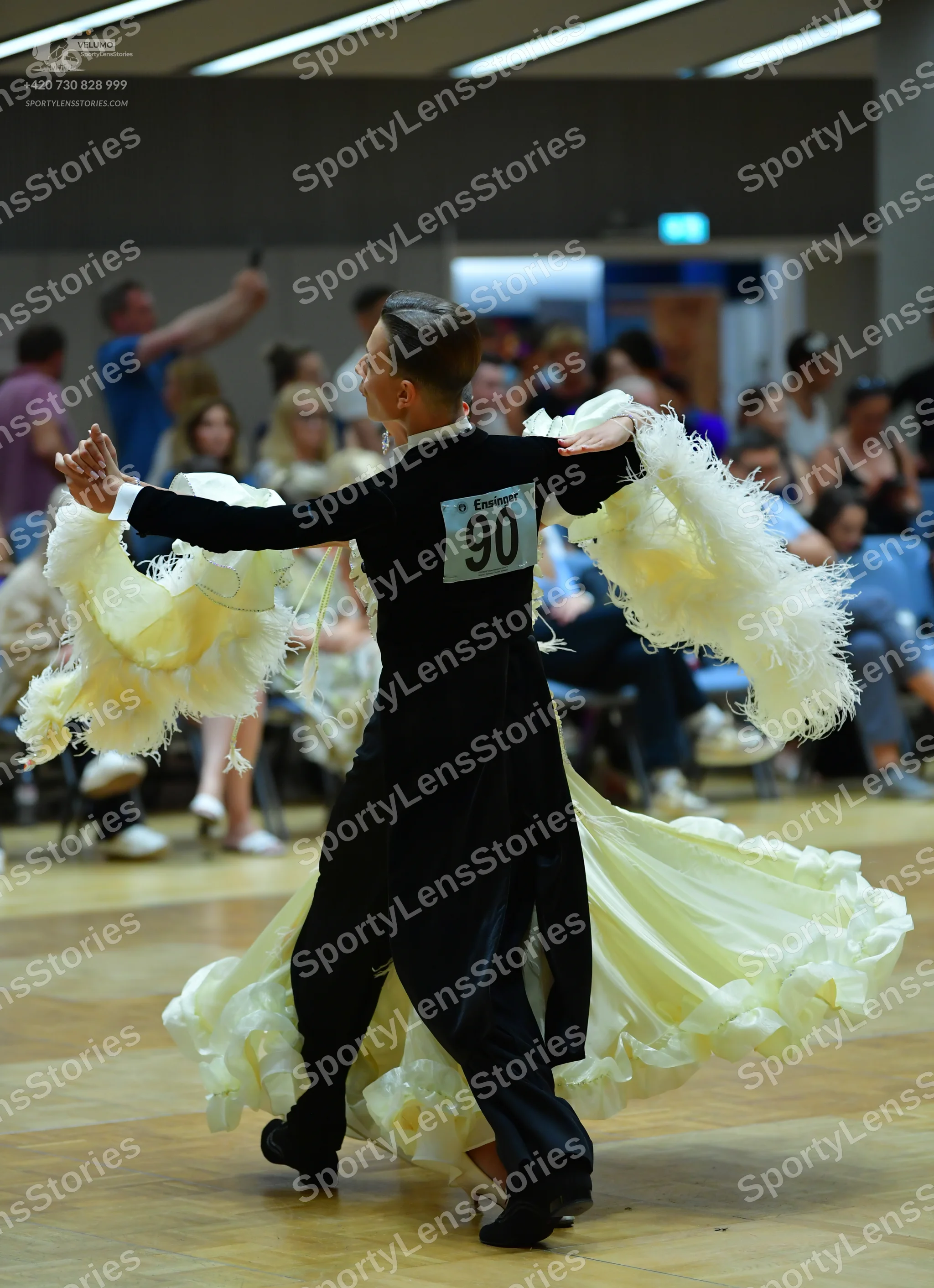Dancesport competitor #90: Male dancer: black long-sleeved shirt and black trousers