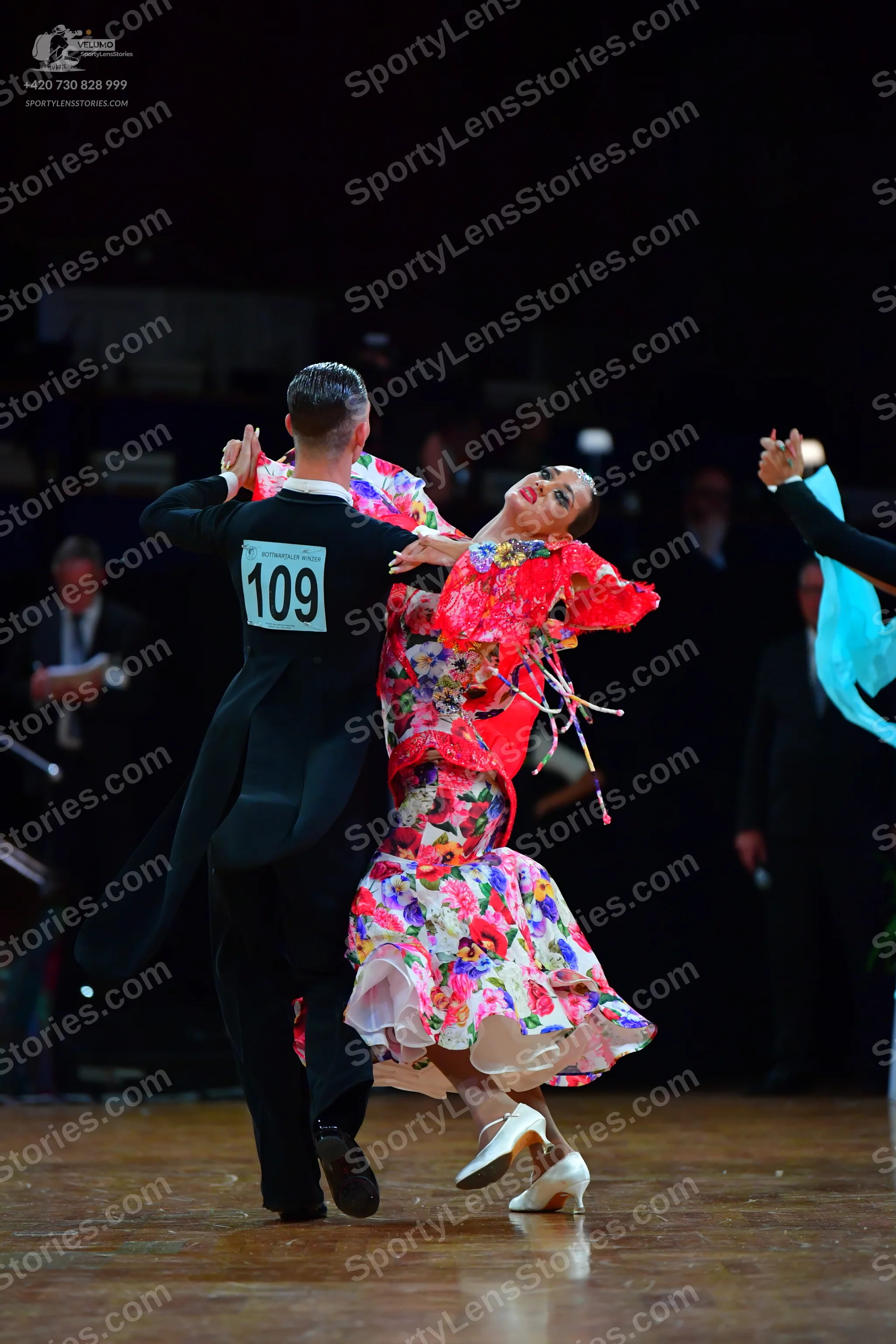 Dancesport competitor #109: Male dancer: black tailcoat with a white shirt and white bowtie
