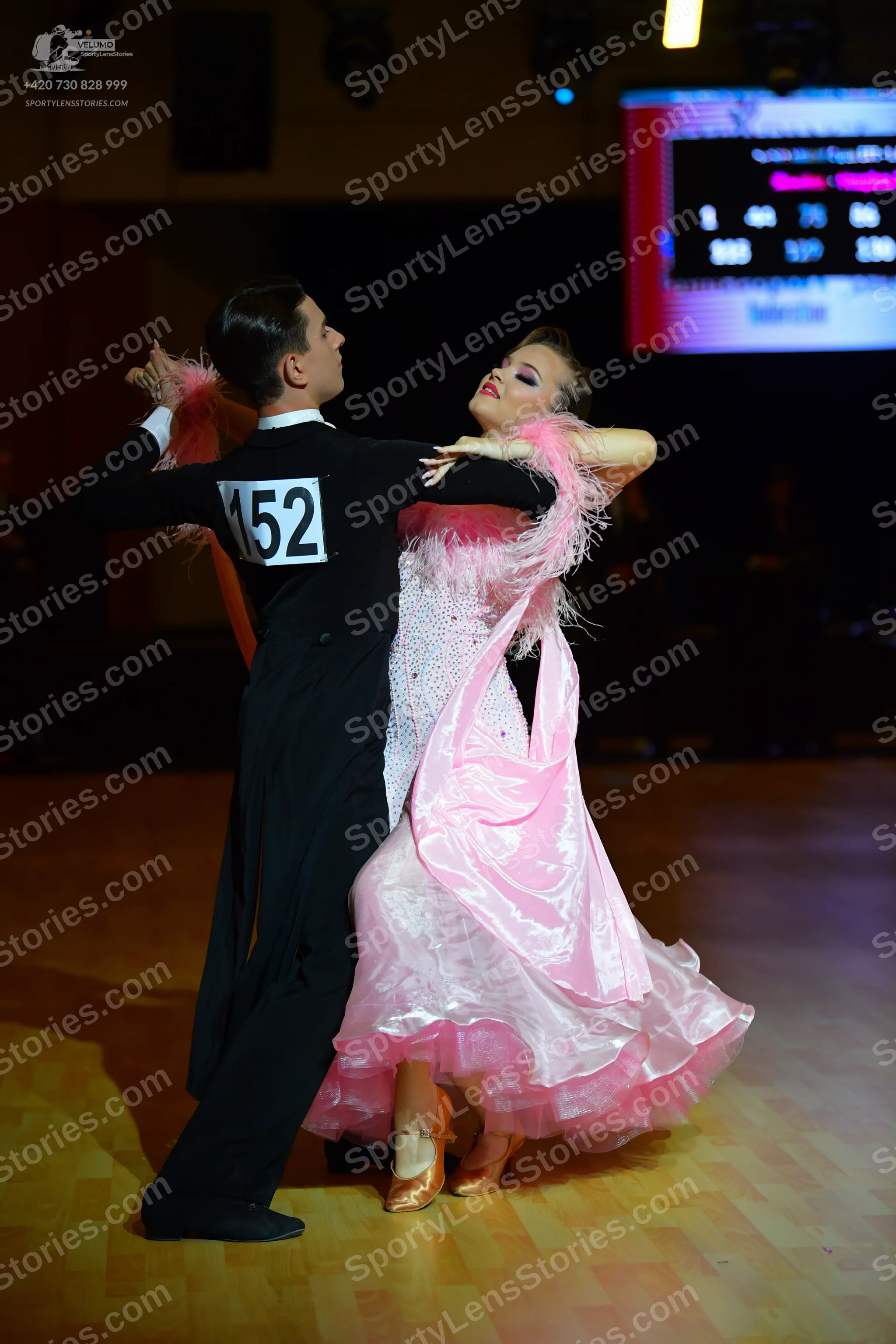 Dancesport competitor #152: Male dancer: black tailcoat suit with a white shirt and black bow tie