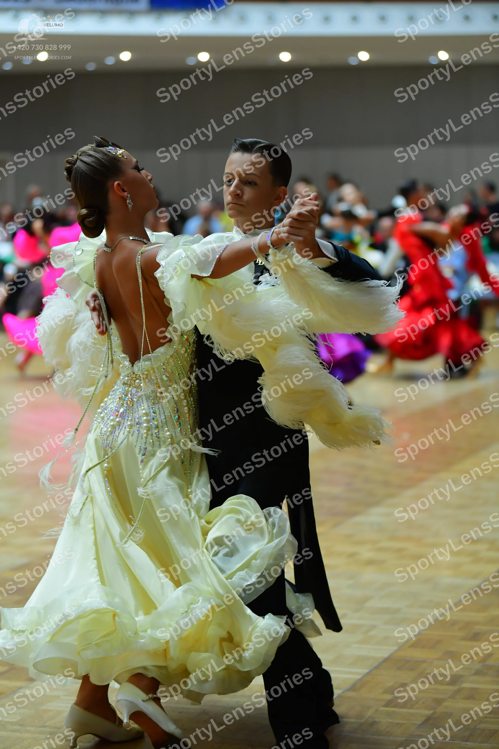 Dancesport competitor: Male dancer: black ballroom tailcoat