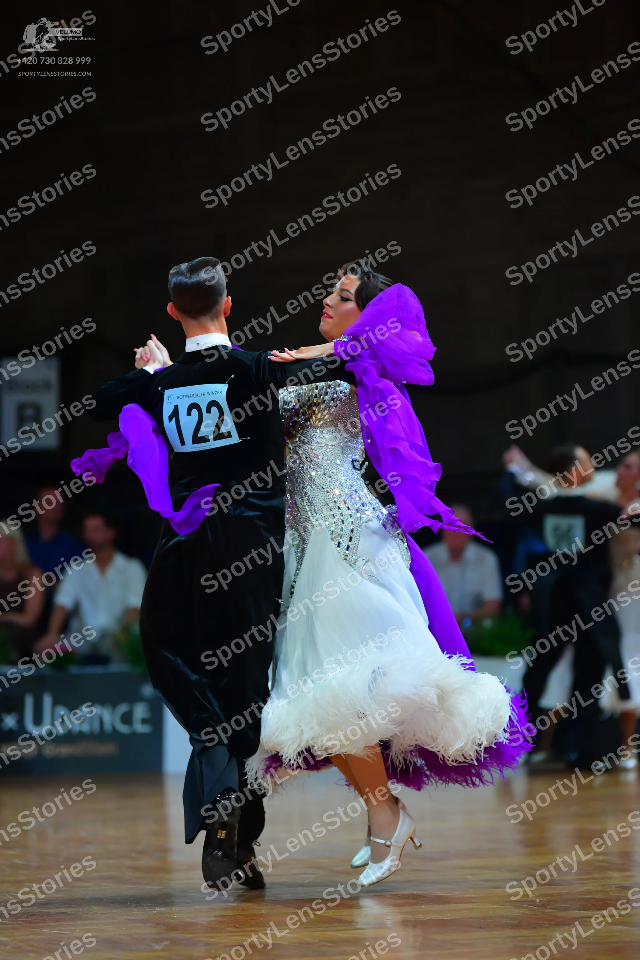 Dancesport competitor #122: Male dancer: black suit and black dance shoes