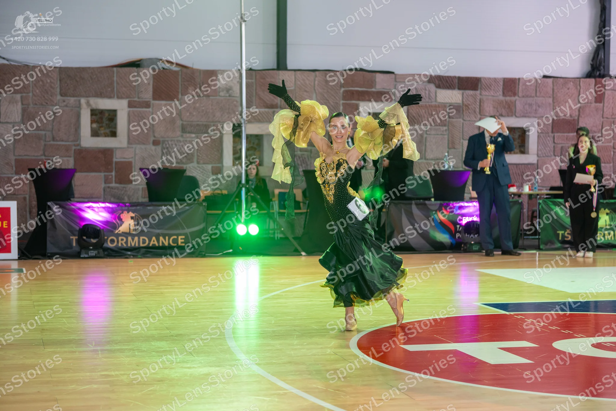 SLF_2596.jpg