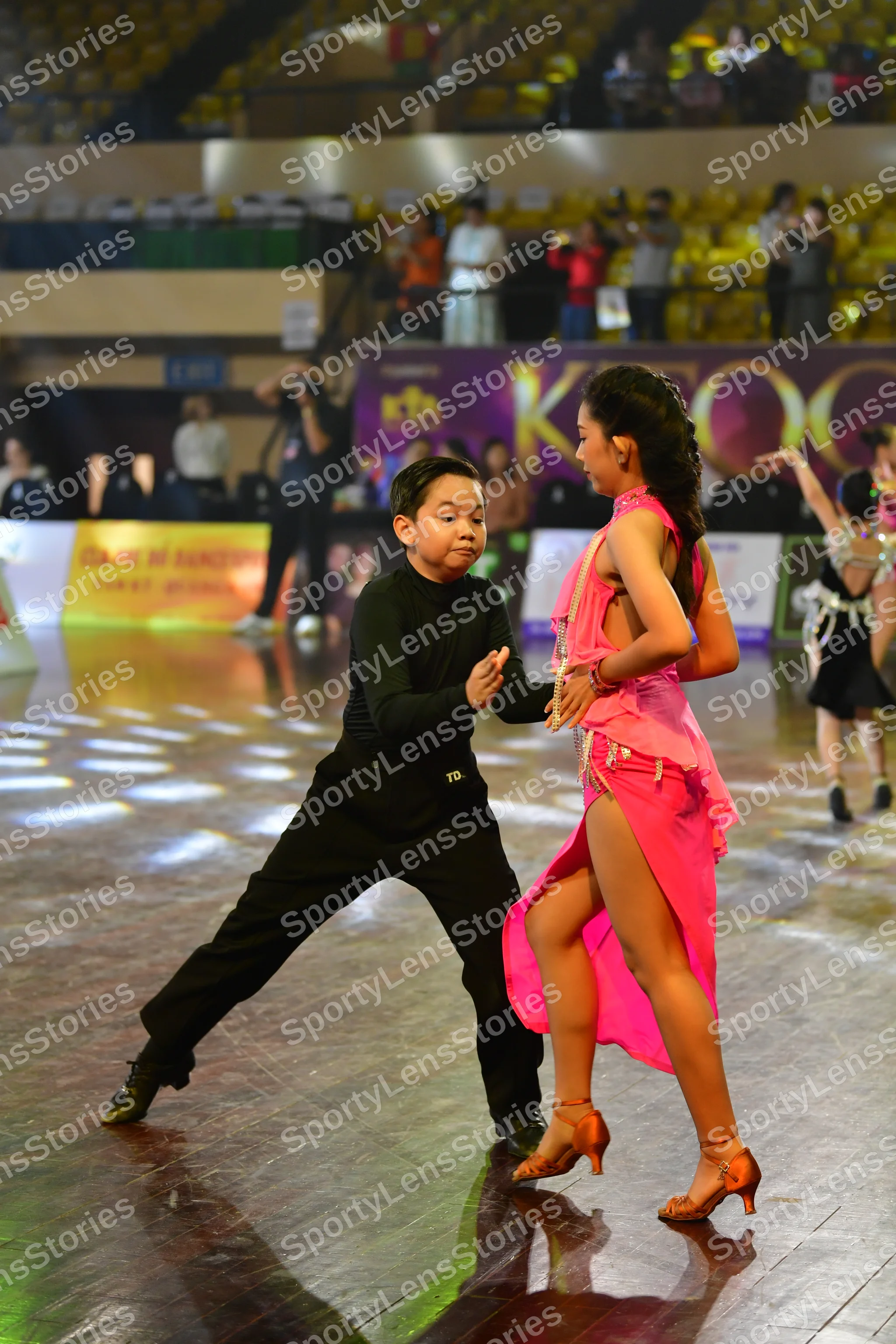Dancesport competitor: Male dancer: black dance suit