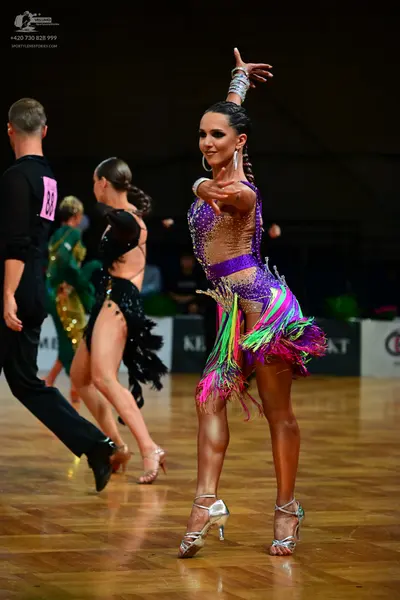 Dancesport competitor #88: Male dancer: black long-sleeved shirt